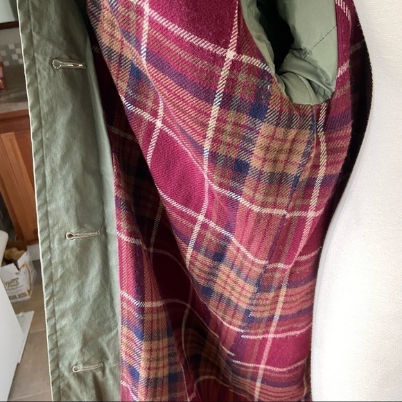 Portrait Fully Lined Winter Rain Coat. Olive Green With Flannel Interior. - Picture 5 of 7